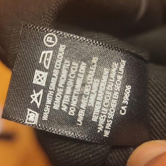 NWOT PINK TARTAN Pencil Skirt Dbl Vented Sz 4 Black Rear Zip Closure - Picture 7 of 7